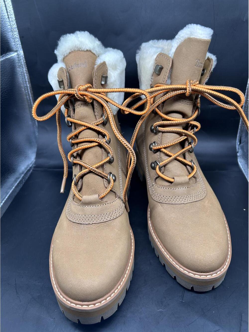 Timberland Courmayeur Valley 6" Waterproof Shearling Boot - Picture 2 of 9